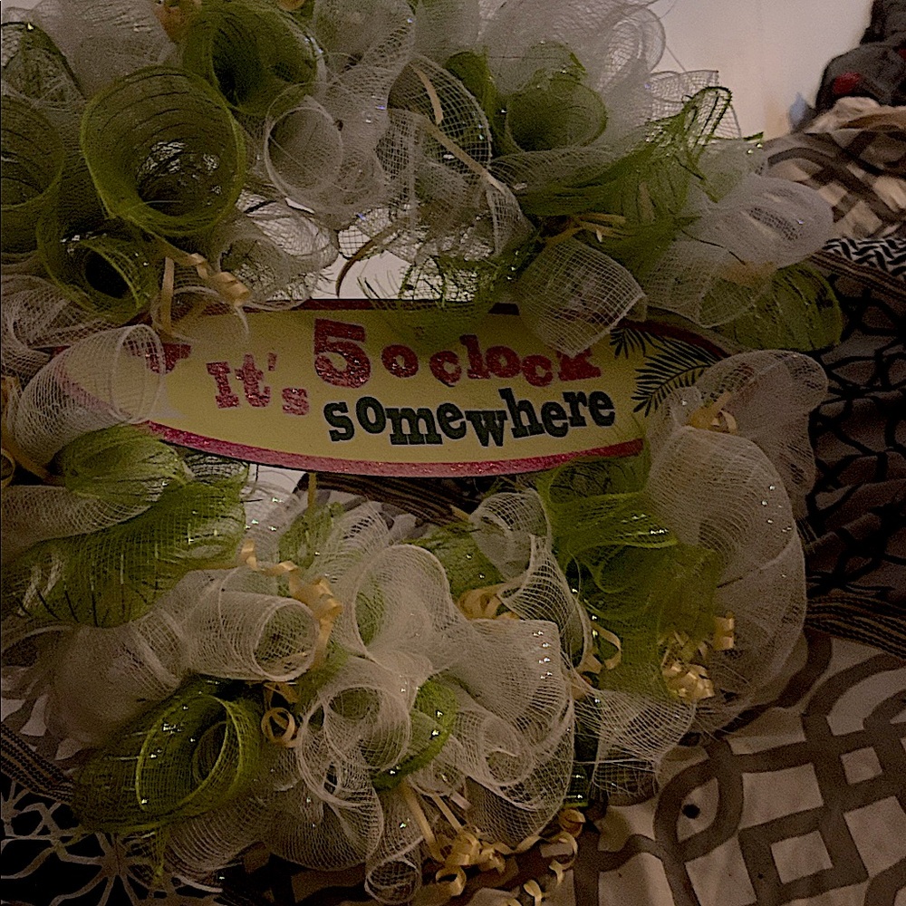 Elegant Green and White Holiday Wreath